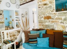 Ermoupolis Traditional Townhouse, casa de campo em Ermoupoli