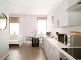 Modern Studio Apartment in Waterloo Liverpool