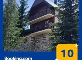 Green Pine House