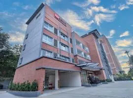 GoSavvy Executive Residences - Three Bedroom