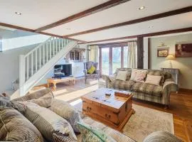 Host & Stay - Tregaer Mill Barn
