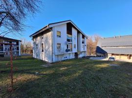 Apartment Yoya, alojamento com cozinha em Plitvička Jezera