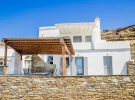 Triantaros Familly House