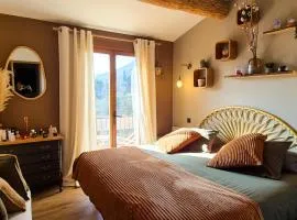 Maison au calme avec piscine, terrasse, BBQ