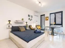 Fancy Studio with Private Parking in New Building