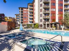 Torian Plum, помешкання з кухнею у місті Стімбоут-Спрінгс