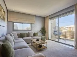 Family-Friendly 3BR with Garden and Outdoor Space
