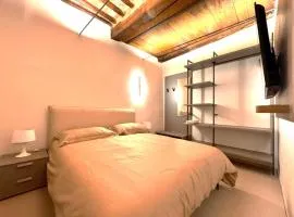 Modern Pendola Near the Duomo