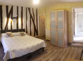 Hotel METROPOLE ET DE GASCOGNE, hotel v destinaci La Celle-sous-Gouzon