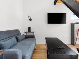 Sleek & Stylish Urban Loft