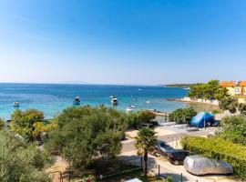 Apartman Petra s pogledom na more, hotel a Banjol