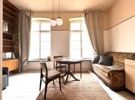 Big Retro (PRL) Apartment City Center - Old Town