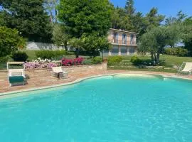 Casa Zefiro 4 by Marche Holiday Villas
