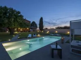 Villa Traiani 8&2 by Marche Holiday Villas