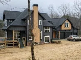 Pet Friendly Stunning Mountaintop Home Nestled In The Blue Ridge Mountains