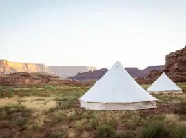 Glamping Queen Tent At Private Riverside Ranch