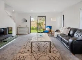 Scenic Views from our 2-BR Trentham Hideaway