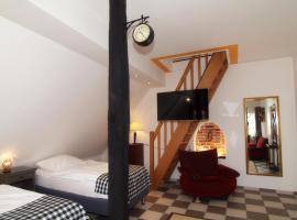 amazing historical appartment, hotel with parking in Sendenhorst