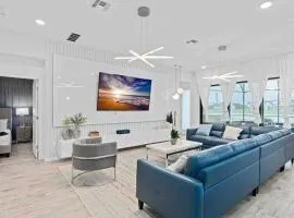 SUPER RITZY - 9BDRs-9BAs w Theme Rooms LOFT & POOL
