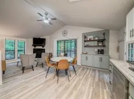 Stylish Retreat w Fireplace Games & Pool Access