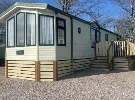 Bobos Den Static Caravan Hire
