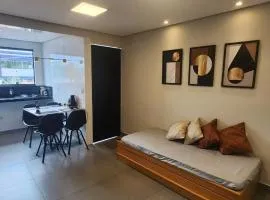 Casa Santa Efigênia, garagem e ar condicionado