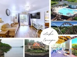 The Cove 21-3 By SDC, Big Deck, Pool, Hot Tub, By Lake, No Stairs
