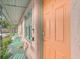 Dive into the 50s- Restored Motel in St Augustine, hotel in St. Augustine