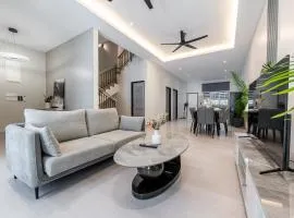 La Ferringhi Villa - 5 Bedroom Bungalows by ALV