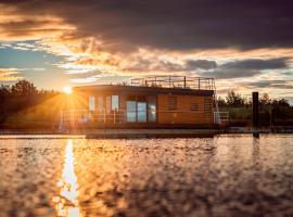 Hausboot am See, boat in Klitten