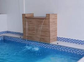 Tatz Pool Villa, hotel a Anunas