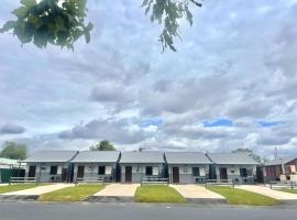 Cooper's Cottages, hotel en Lightning Ridge