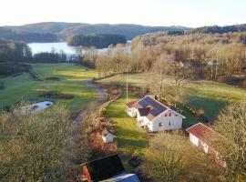 Pet Friendly Home In Ullared With Sauna, luxury hotel in Ullared