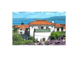 Stunning Apartment In Supetar With Wifi