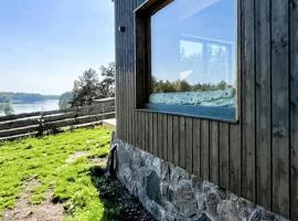 Amazing Home In Bozepole Królewskie, hotel v destinaci Bożepole Królewskie