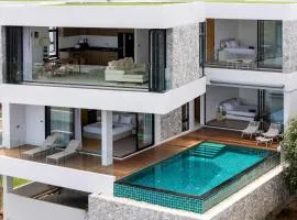 Villa Serenity Bay, Modern 4-BR Partial Sea View villa
