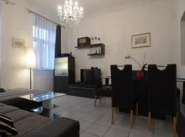 Feel at Home 2