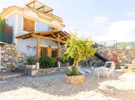 Casa Mistral - Complejo Rural Los Cuatro Vientos, Hotel in Moratalla