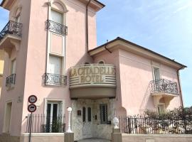 Hotel La Citadelle, hotel v destinácii Villefranche-sur-Mer