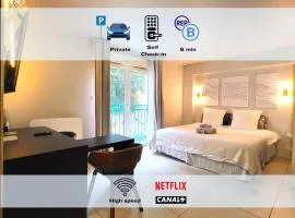 La Parisienne - Spacieux studio avec parking privé