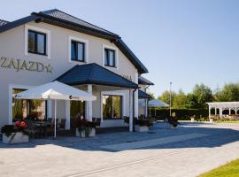 Zajazd Arkadia，謝米亞蒂切的旅館