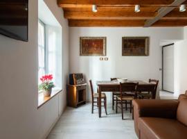 Varenna Apartments by Wonderful Italy, hotel a Perledo