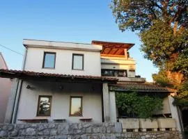 Nice Apartment In Jakov Polje With Wifi