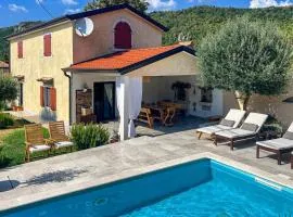 Beautiful Home In Brest Pod Uckom