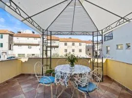 Awesome Apartment In Zaton With Wifi