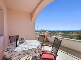 2 Bedroom Stunning Apartment In Skradin