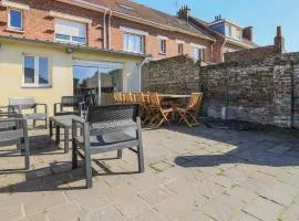 4 Bedroom Awesome Home In Petite-Synthe