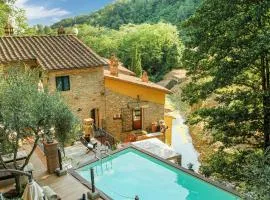 Cozy Home In Buggiano With Wifi
