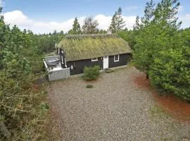 3 Bedroom Cozy Home In Nørre Nebel