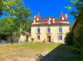 Domaine Le Berdoy, Hotel in Montesquiou